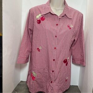 Cherry Embroidered Red Checkered women’s shirt blouse Size 8. Allison Daley.
